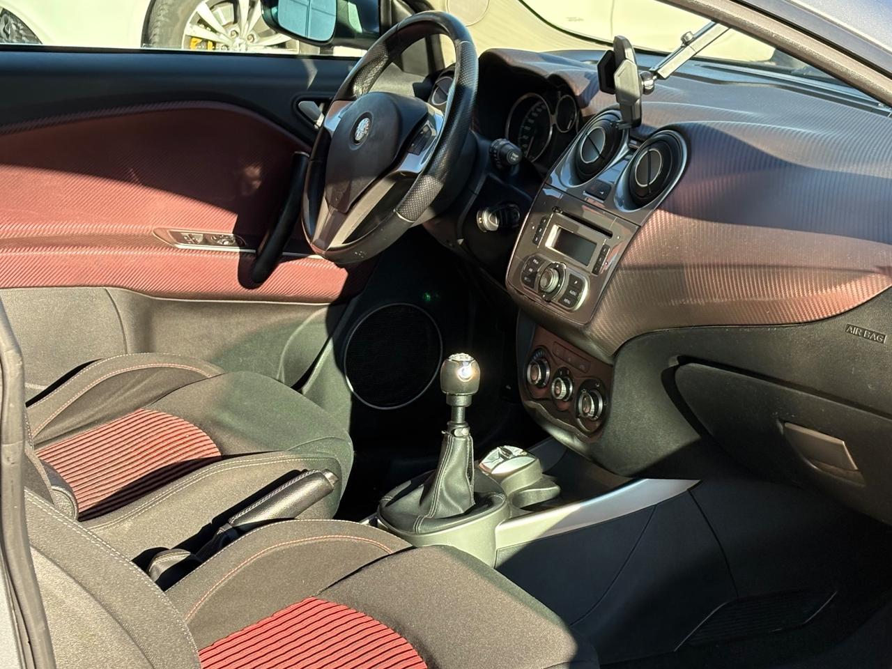 Alfa Romeo MiTo 1.6 JTDm 16V Distinctive Sport Pack