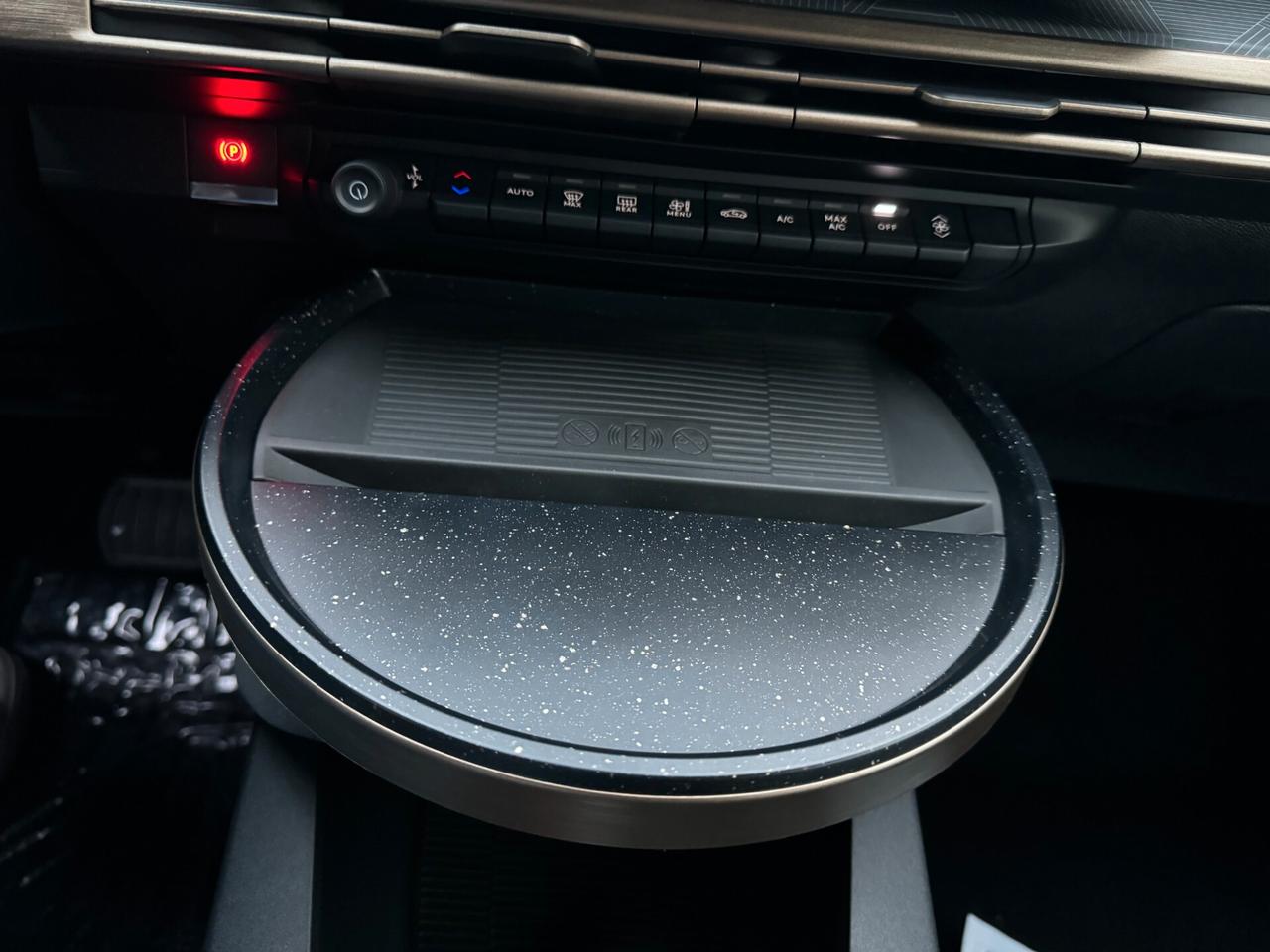 Lancia Ypsilon Hybrid e-DCT LX