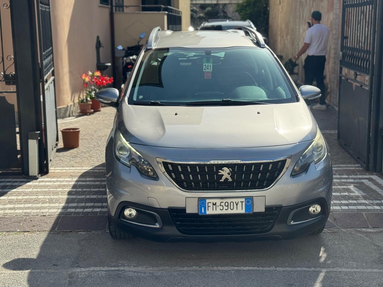 Peugeot 2008 PureTech 82 Allure GPL