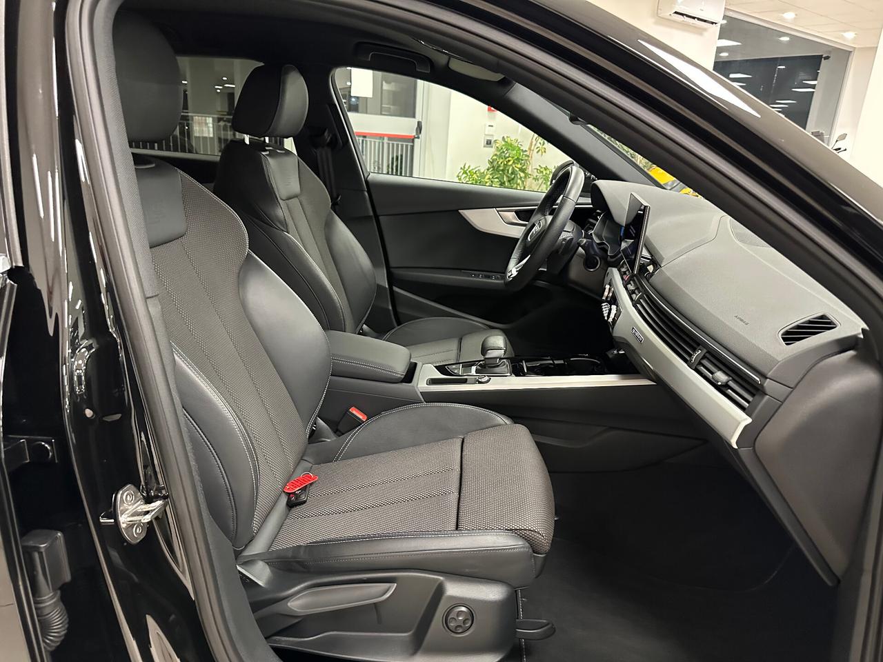 Audi A4 Avant 40 TDI quattro 204CV S tronic S-line edition 2024