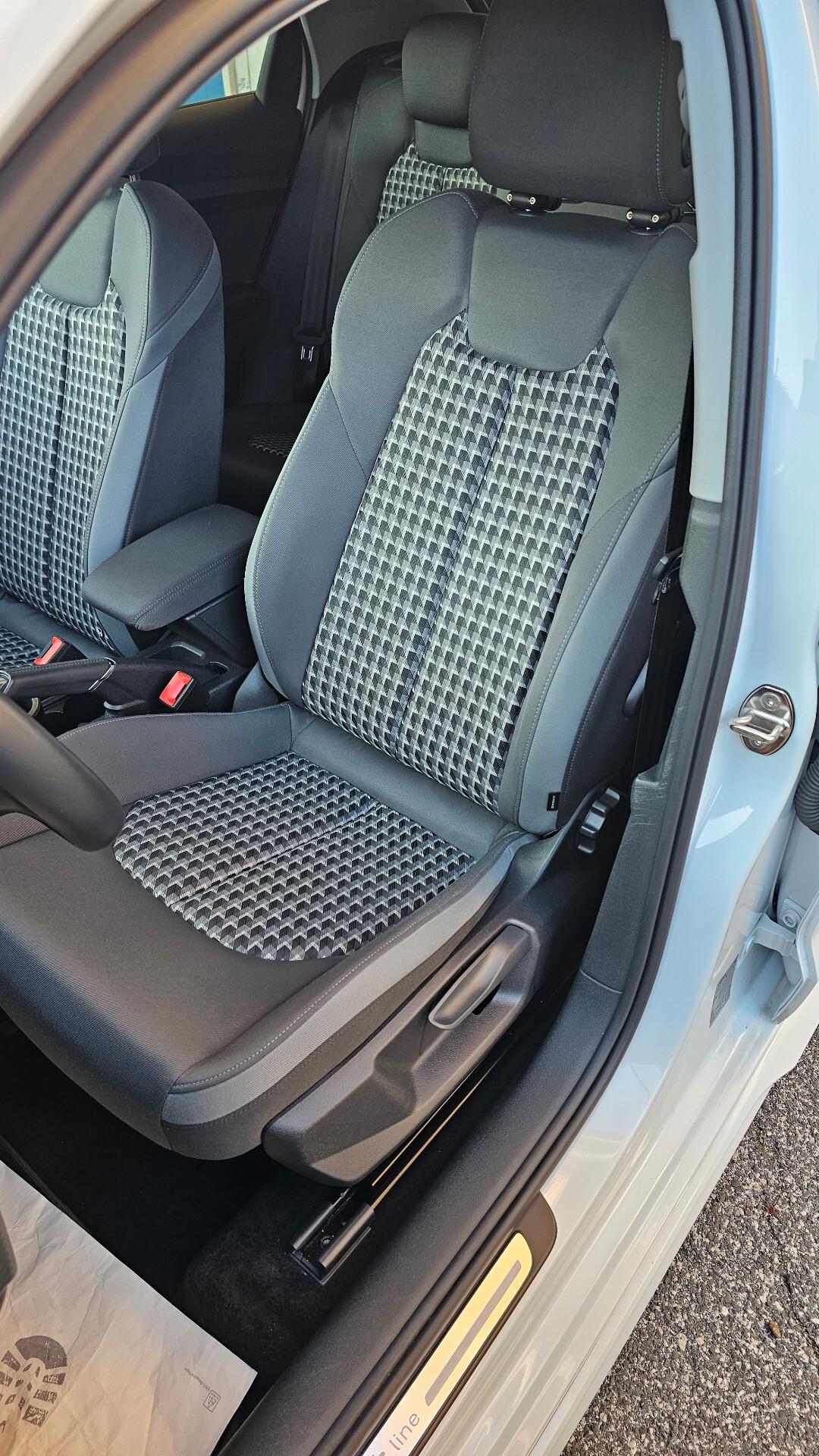 AUDI A1 SPB 30 TFSI S line INTERNO+ESTERNO LED NAV TAGL UFF