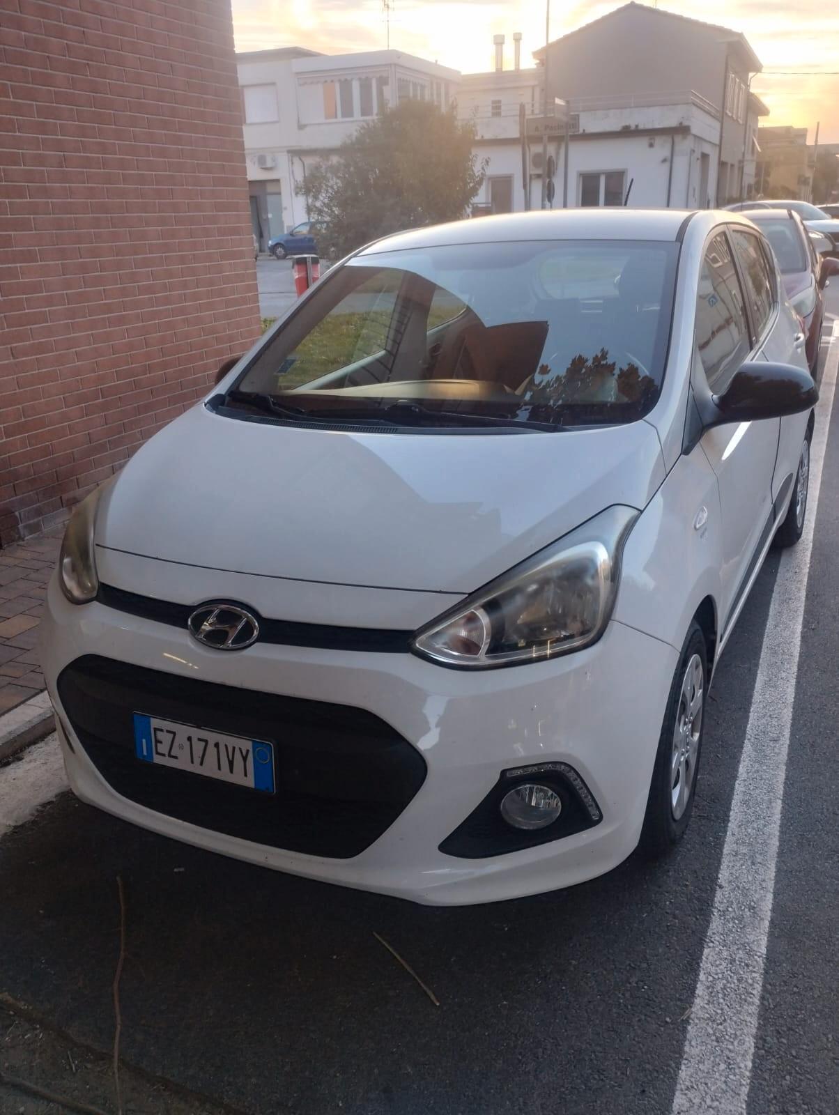 Hyundai i10 1.0 MPI Sound Edition