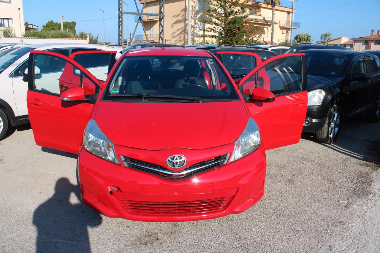 Toyota Yaris 1.4 D-4D DPF 5 porte