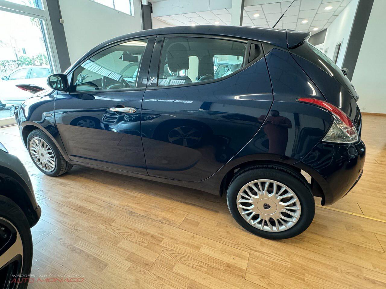 Lancia Ypsilon 1.2 Gold 69CV 2017