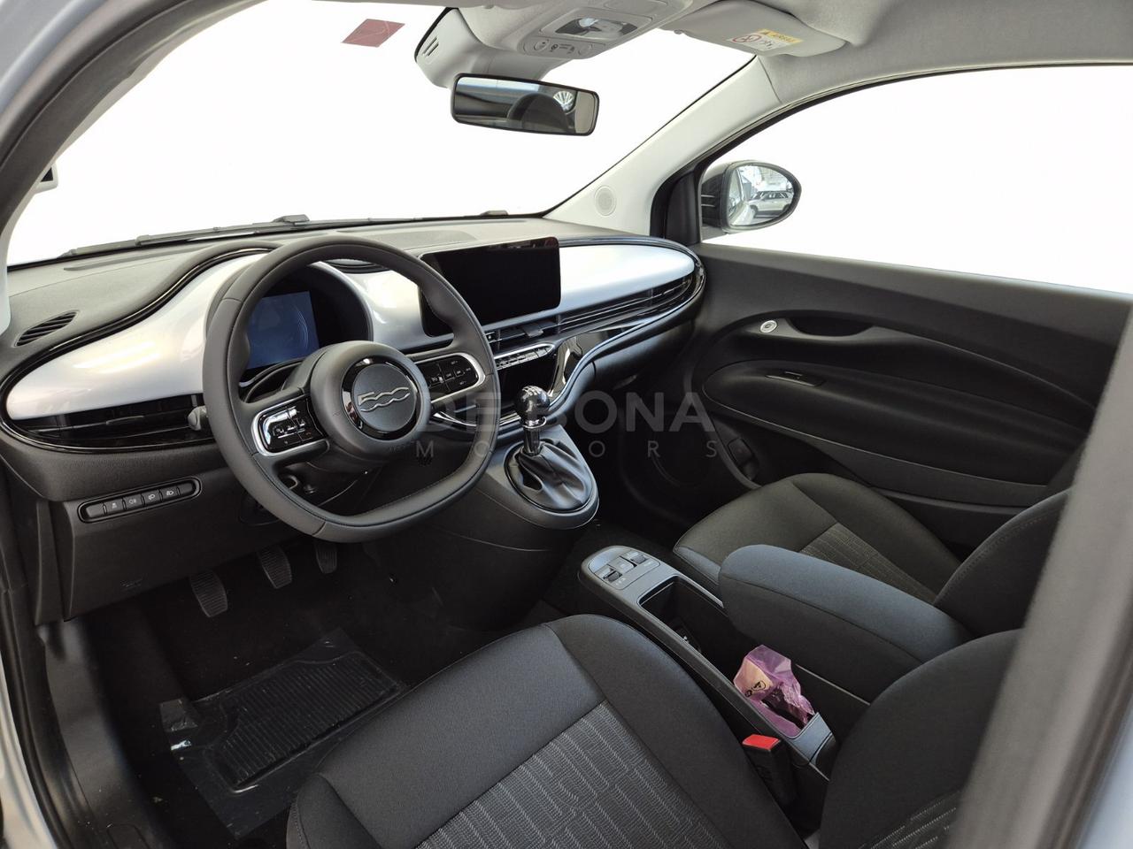 Fiat 500 1.0 hybrid icon