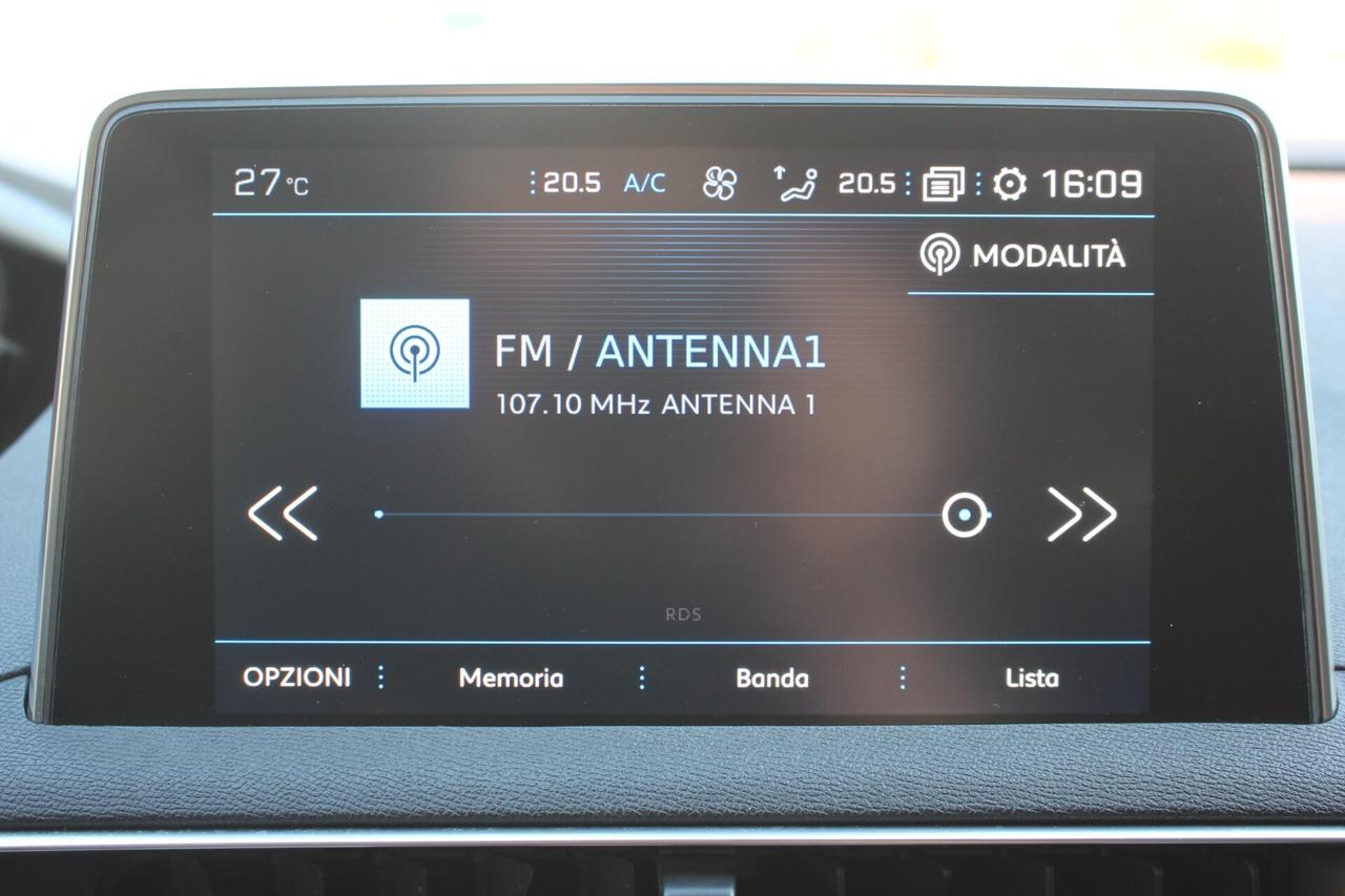 Peugeot 3008 *PREZZO VERO* 1.5 hdi 130 CV CATENA MAGGIORATA DA 8 MM E DISTRIBUZIONE FATTI IN PEUGEOT CARTIFICATE