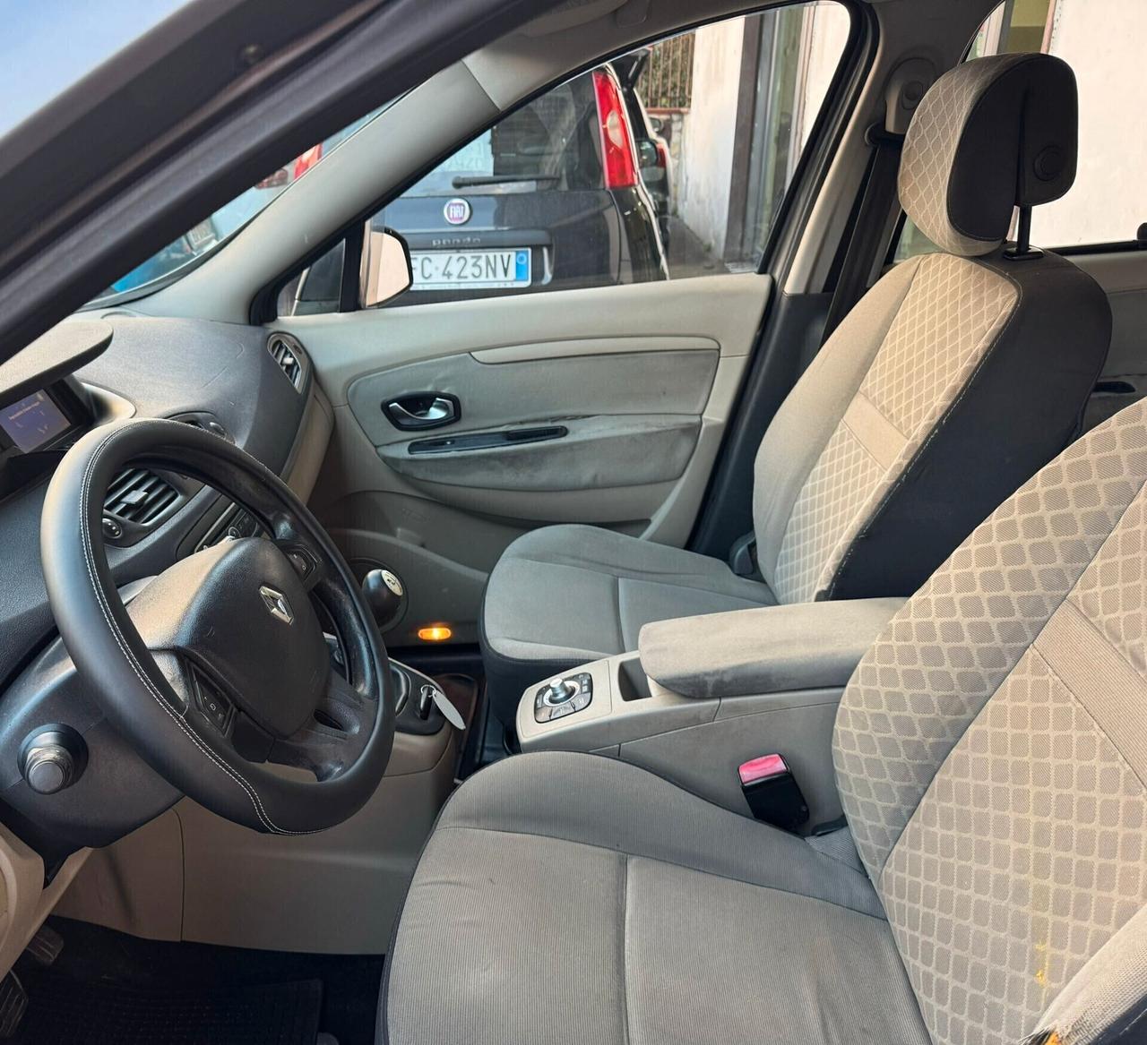 Renault Scenic Scénic X-Mod 1.5 dCi 105CV Confort