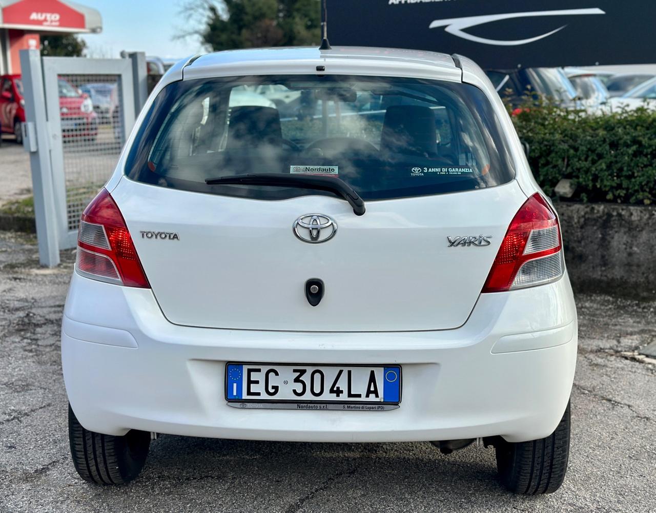 TOYOTA YARIS 1.0 5 porte 2011 - OK NEO PATENTATI