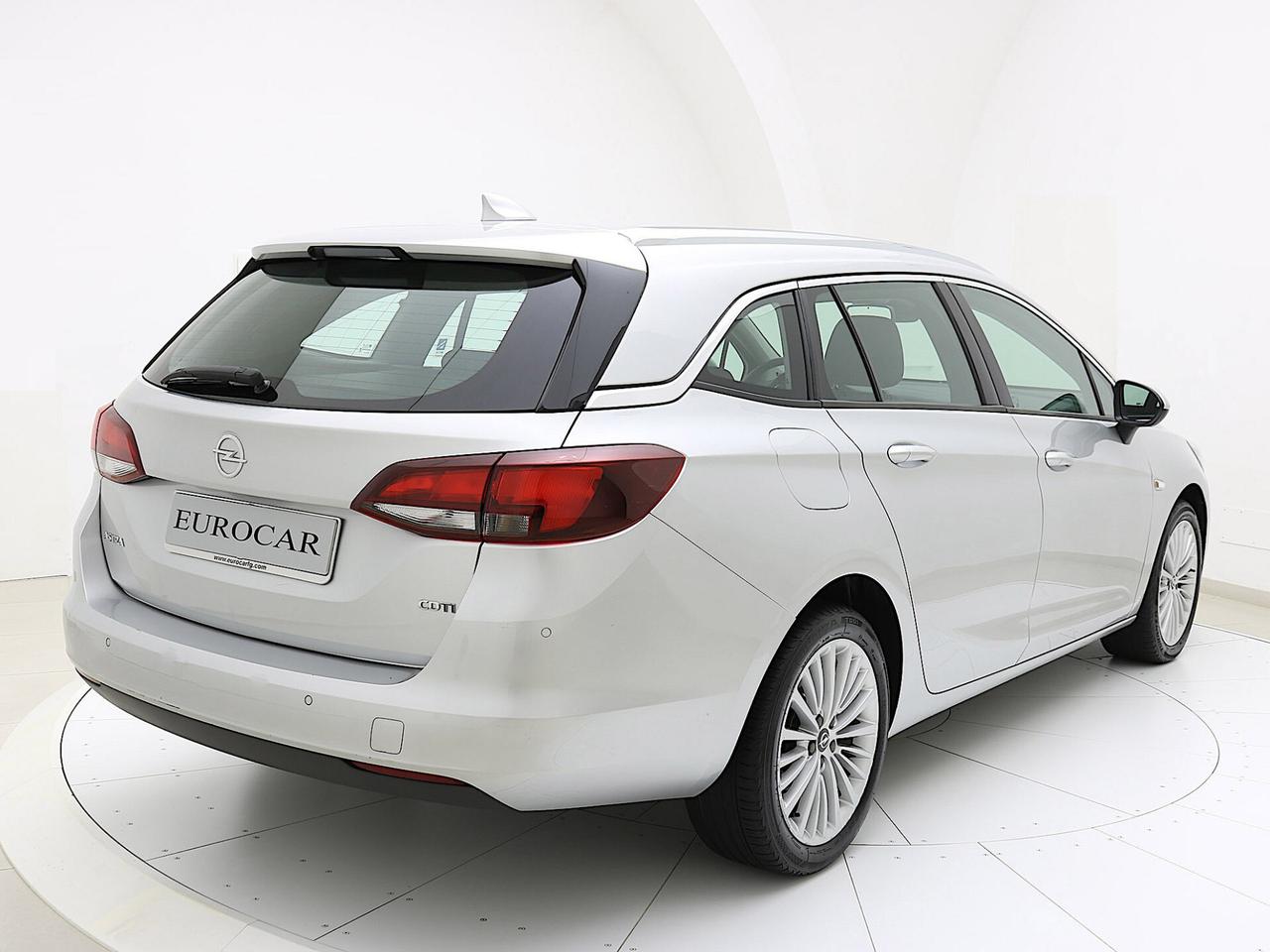 Opel Astra 1.6 CDTi 110CV Sports Tourer Innovation