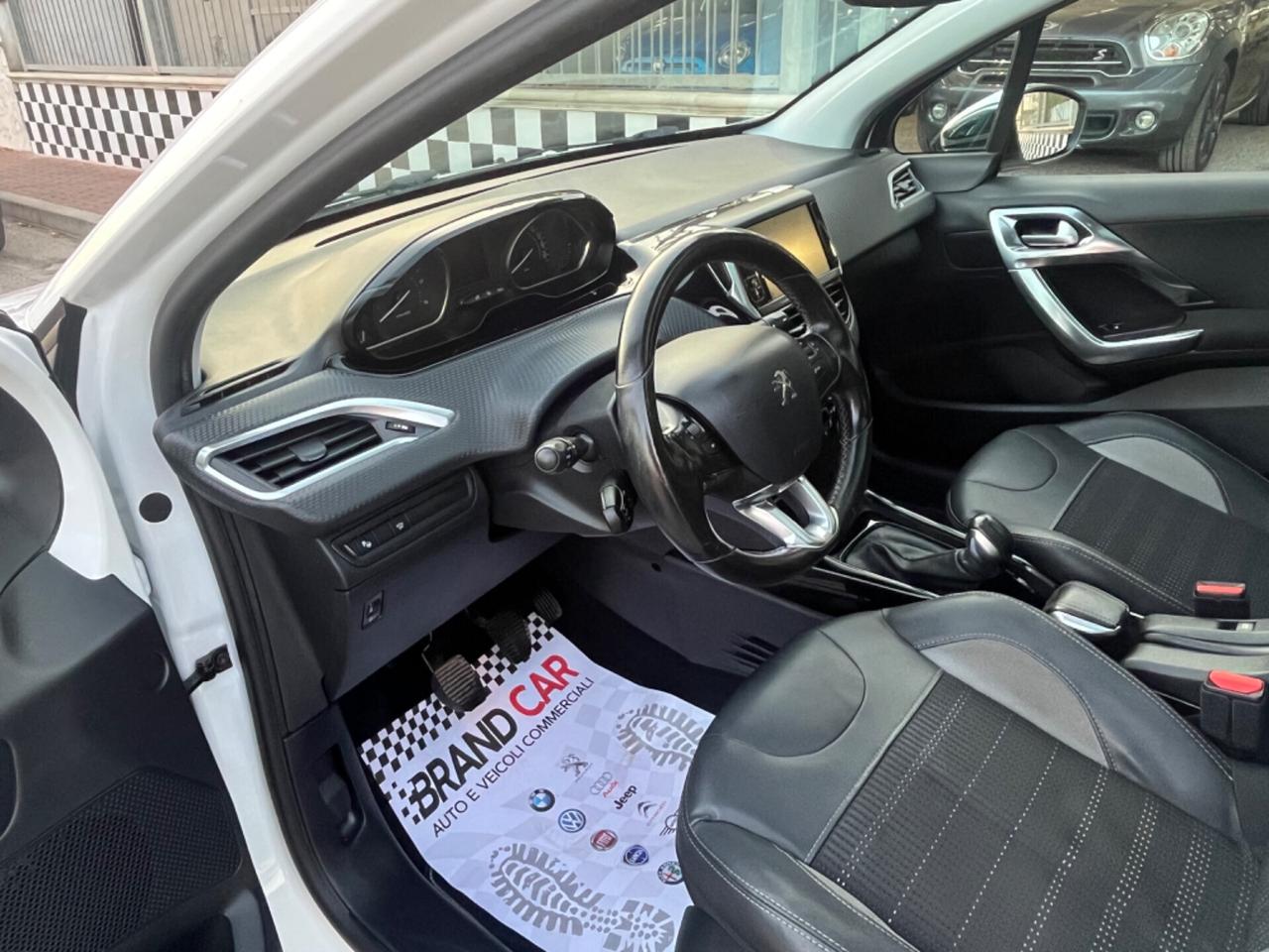 Peugeot 2008 BlueHDi Allure Unipro 2015