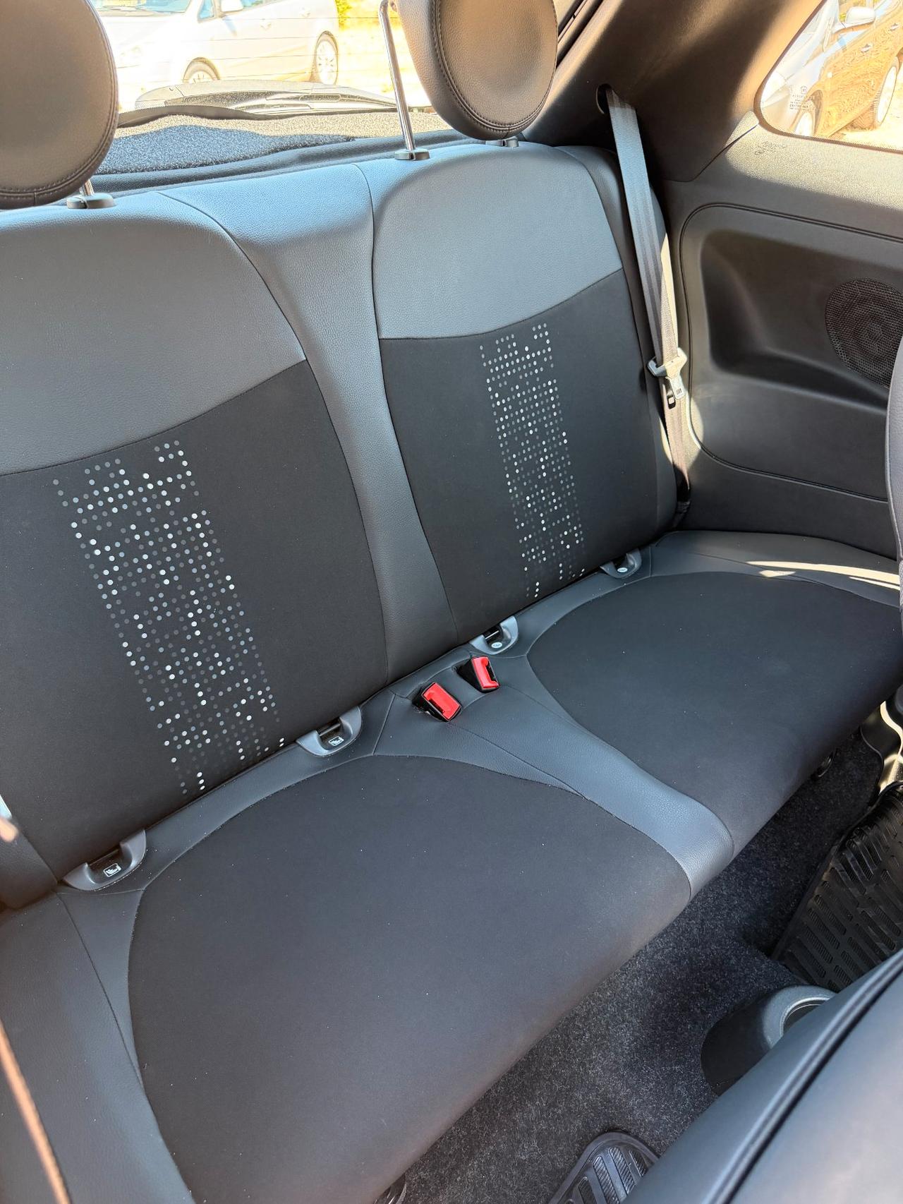 Fiat 500 1.0 hybrid Connect 70cv