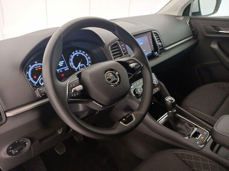 Skoda Karoq 2017 1.0 tsi Executive 110cv
