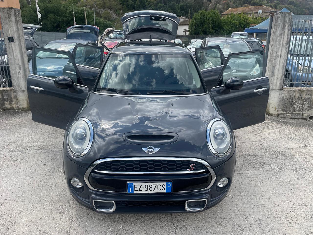 Mini Cooper SD AUTOMATICA FARI FULL LED