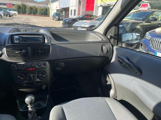 FIAT Punto 1.2 5 porte bConnect