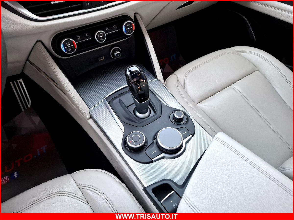 ALFA ROMEO Stelvio 2.2 TD At8 Q4 Executive (TETTO PANORAMICO APRIBILE)