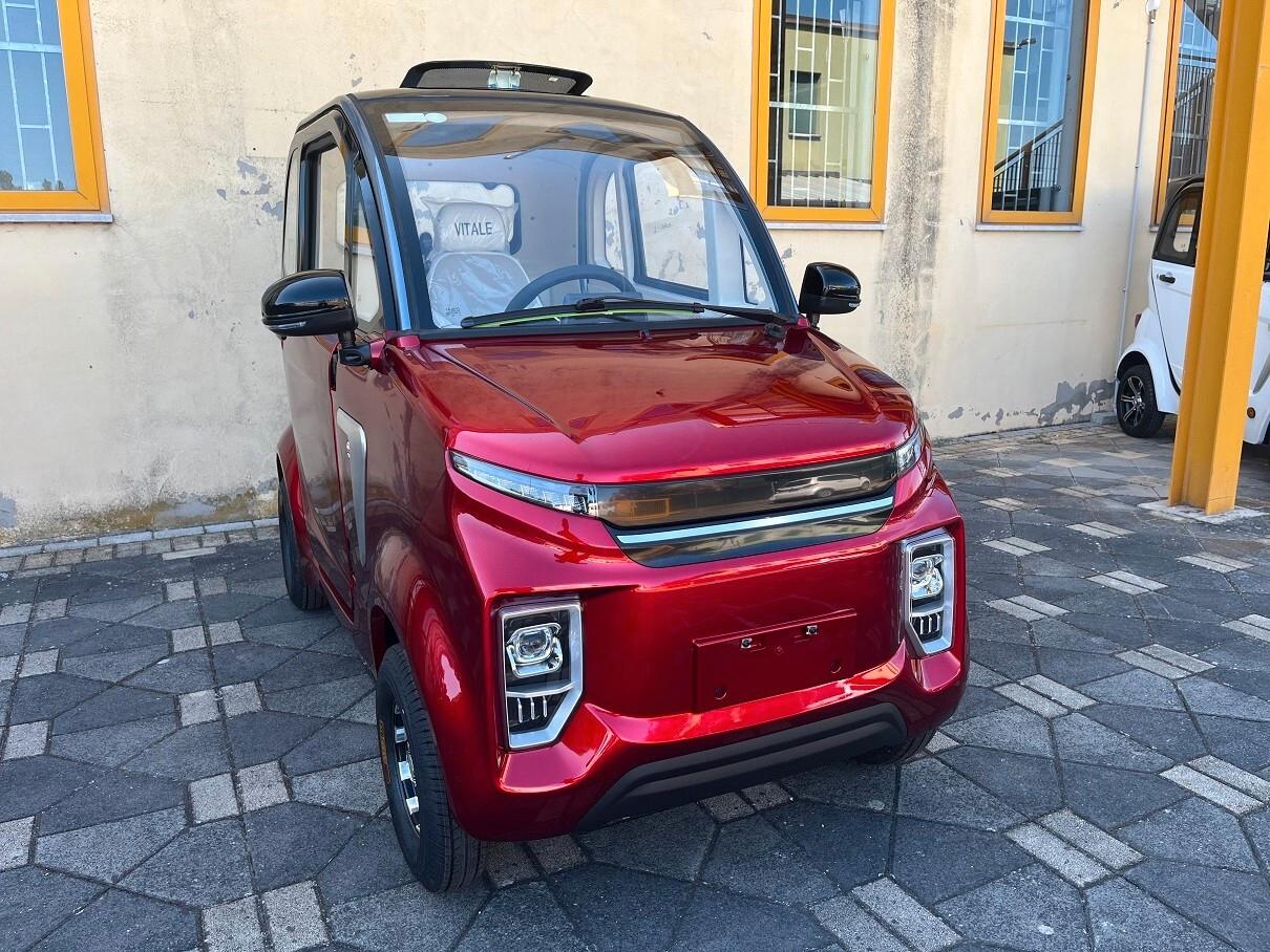 DELTA Plus scooter cabinato anziani/disabili microcar