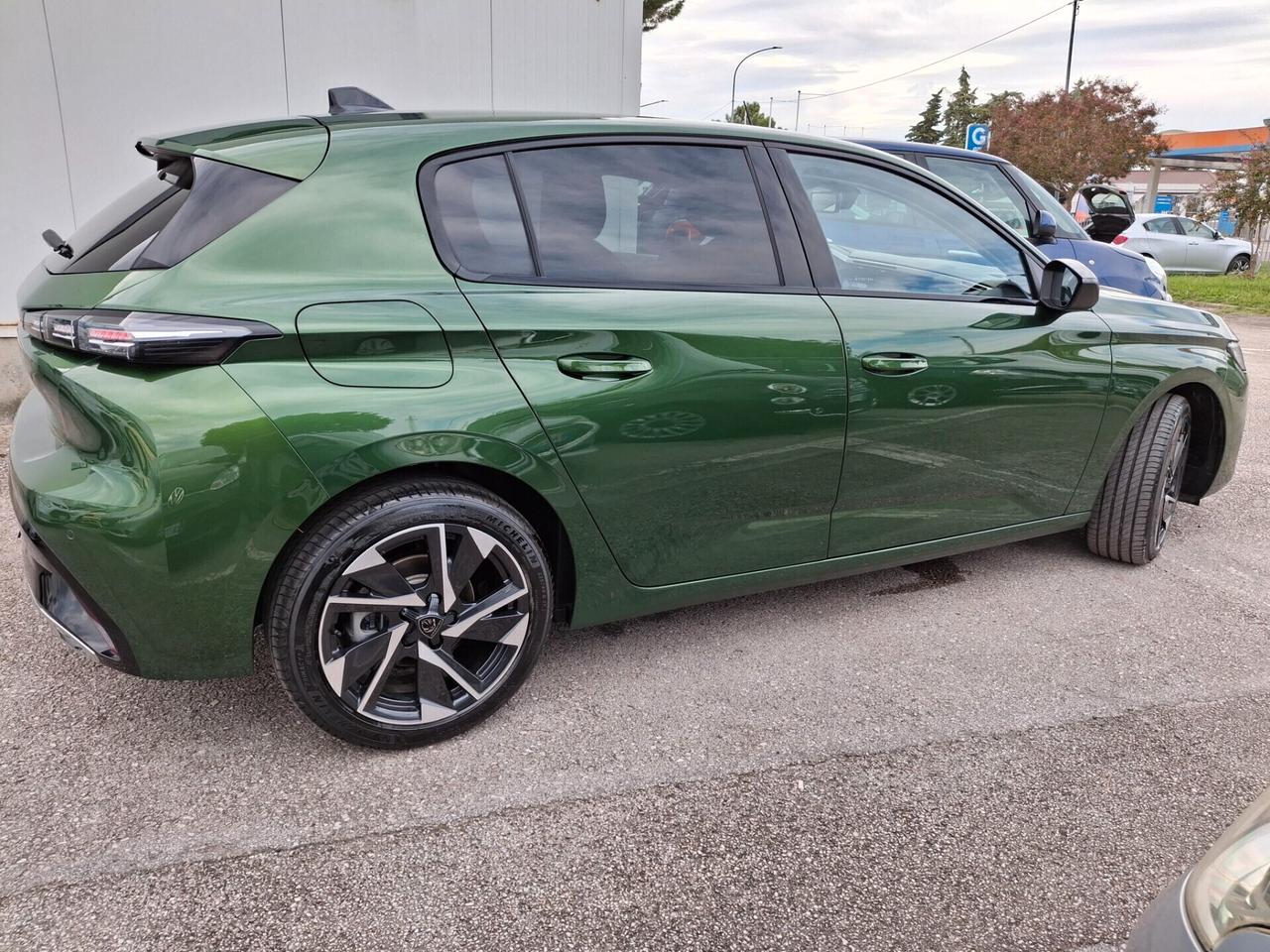 Peugeot 308 BlueHDi 130. Allure Pack