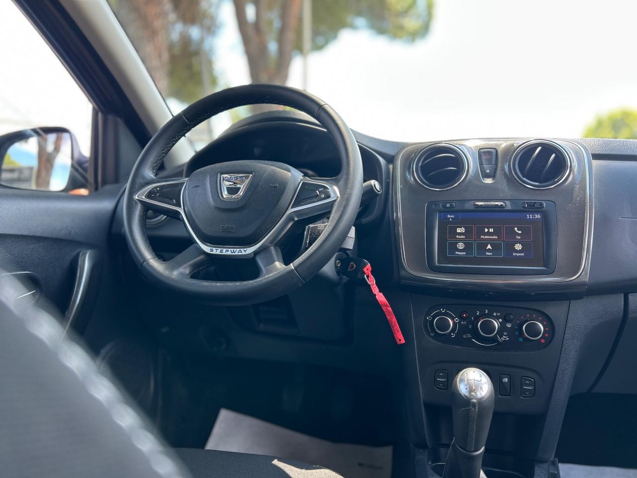 Dacia Sandero Stepway 0.9cc*NAVI*GPL FABBRICA*NEOPATENTATI*