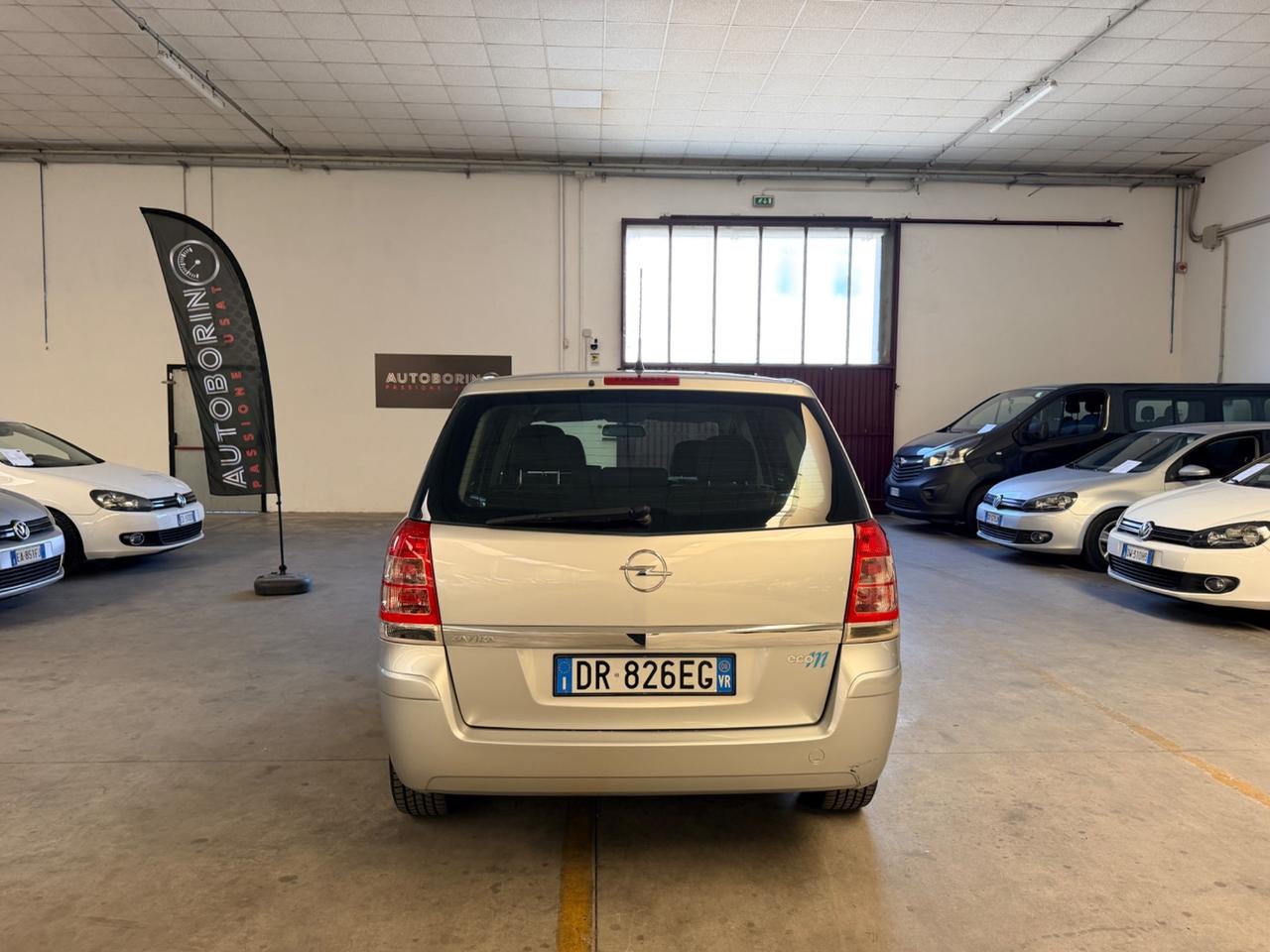 Opel Zafira 1.6 16V ecoM 94CV Cosmo 7 POSTI