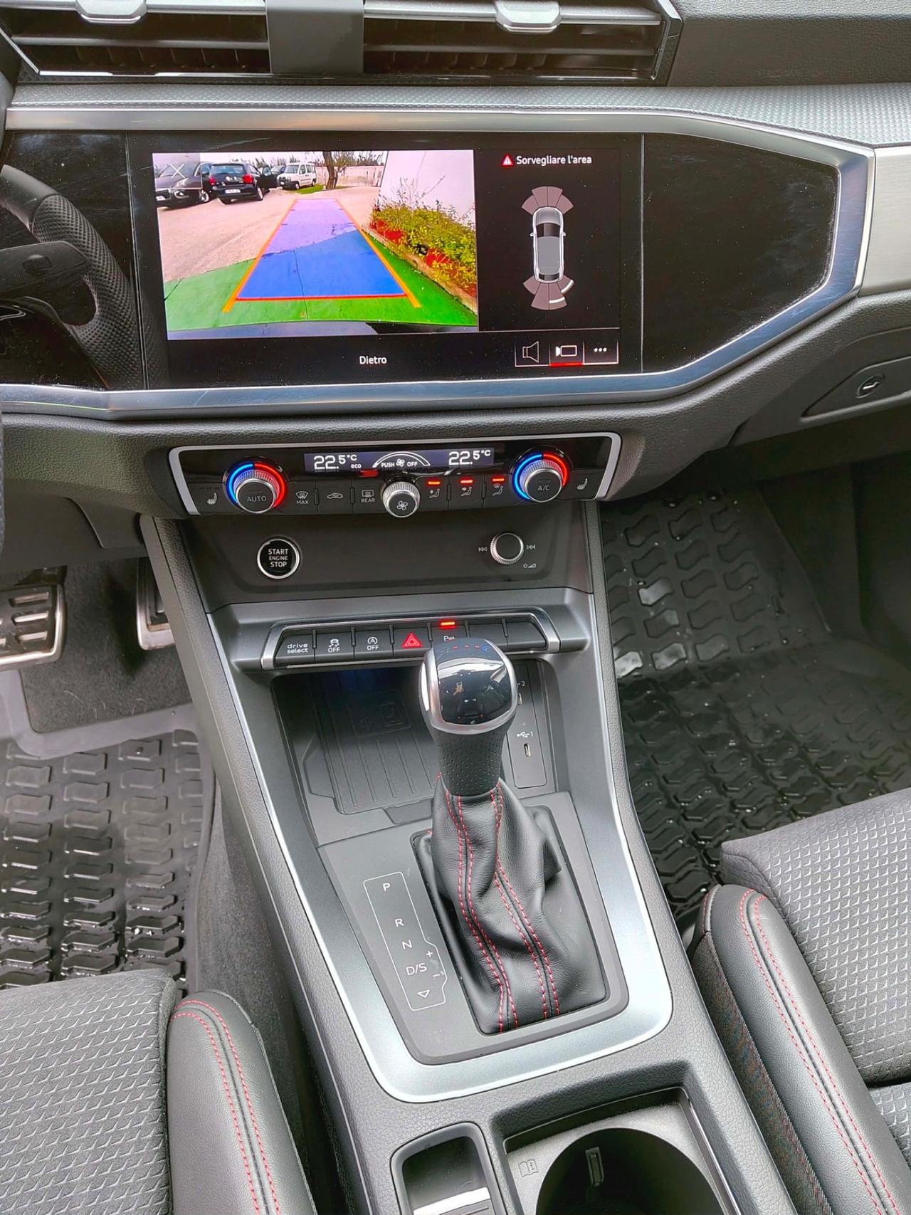 Audi Q3 SPB 35 TDI S tronic line edition - 2024