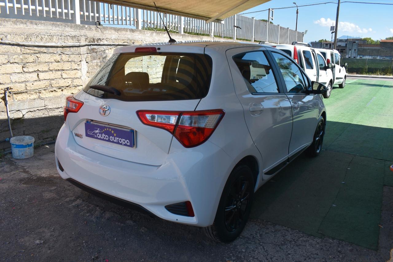 Toyota Yaris 1.0 72 CV 5 porte Lounge 2019