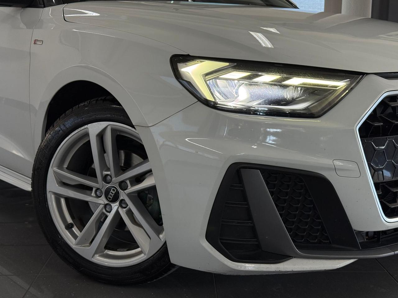 Audi A1 S Line 1.0 30 TFSI #11336