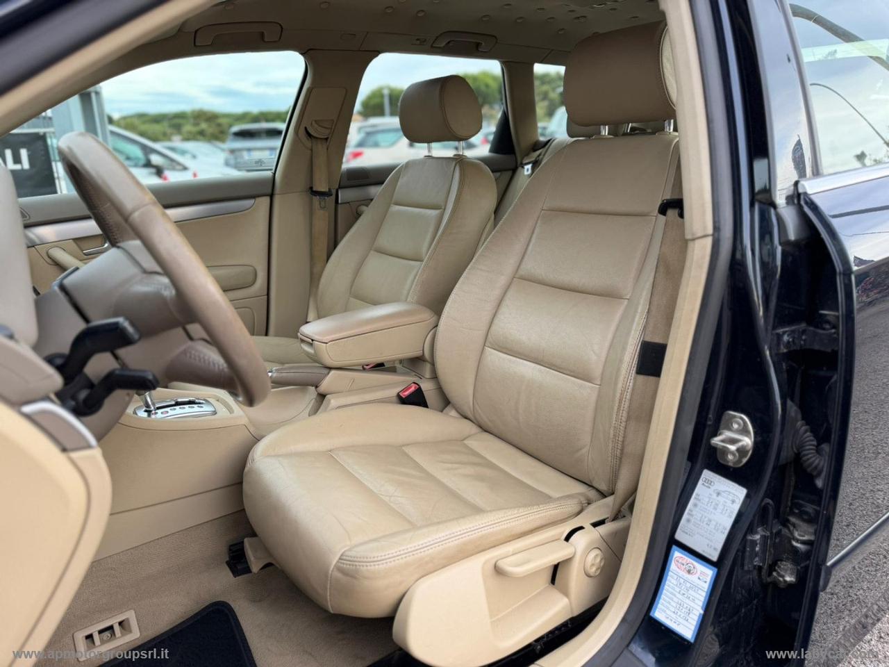 AUDI A4 2.7 V6 TDI F.AP. Avant mult. Top plus