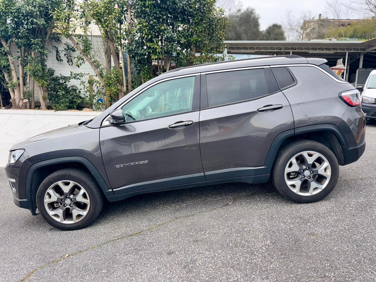 Jeep Compass 1.4 MultiAir 170 CV cambio automatico 4x4 Limited