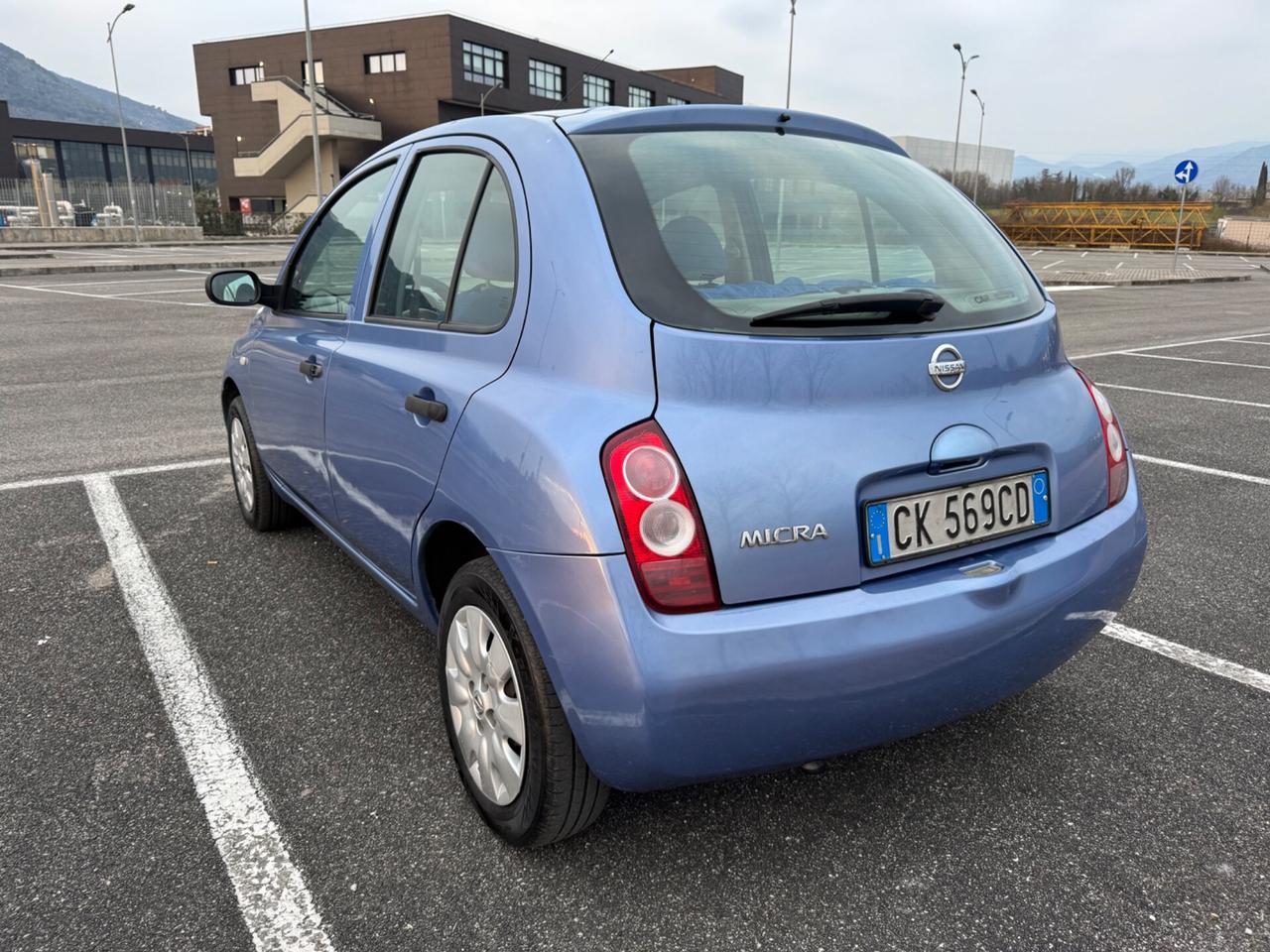 Nissan Micra 1.0 16V 5 porte Visia
