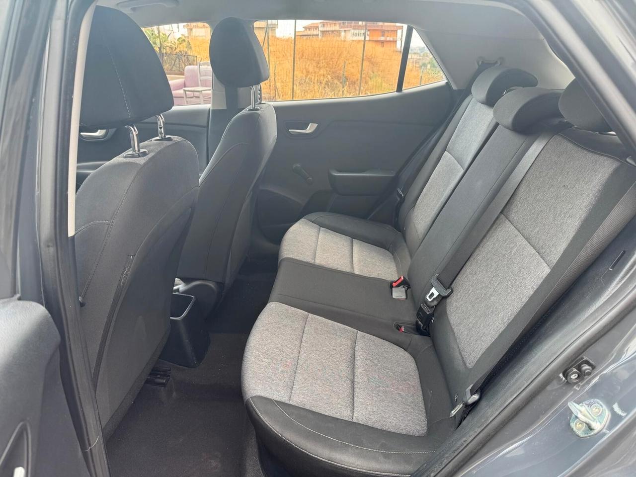 Kia Stonic 1.2 DPI Urban