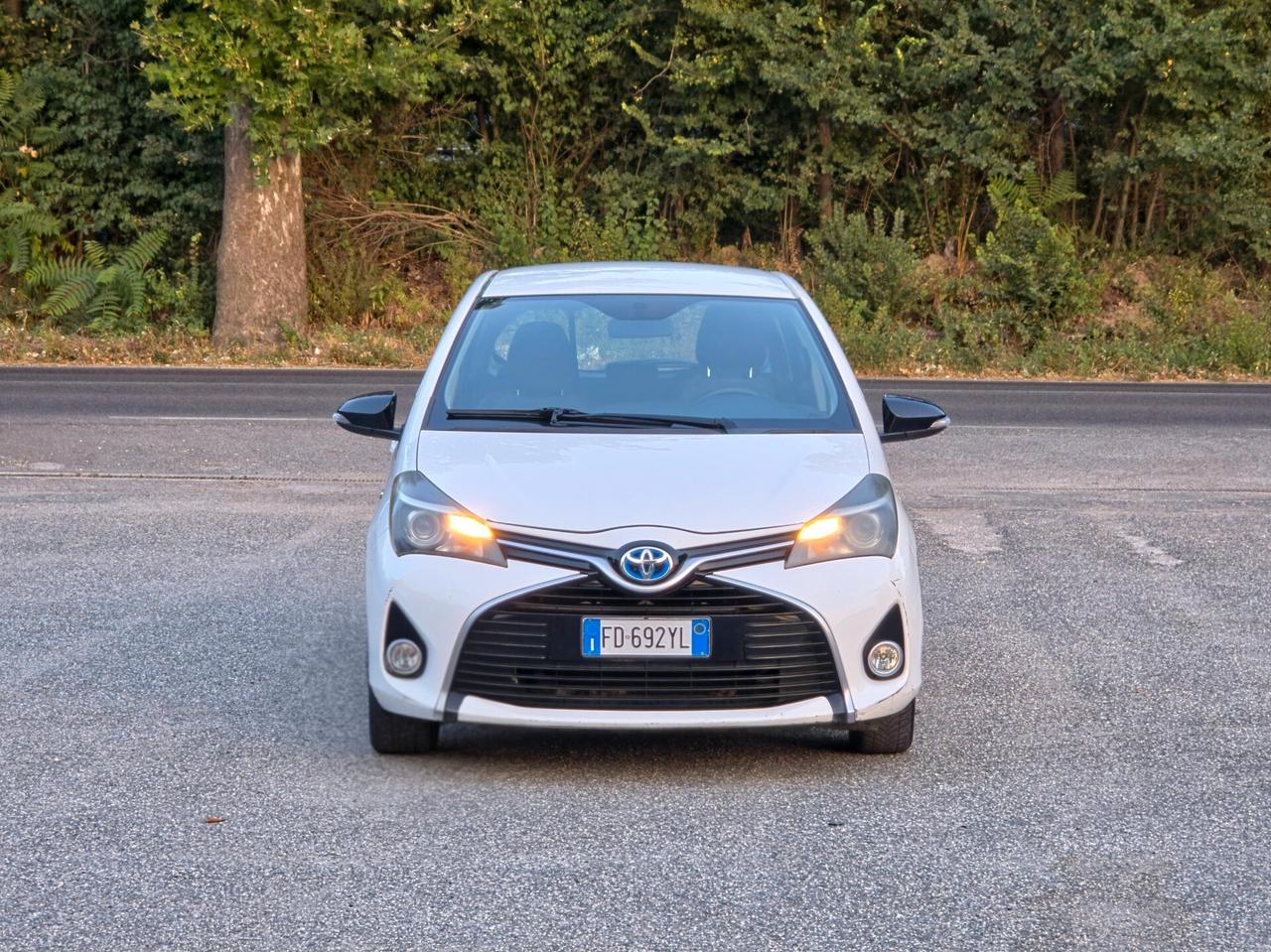 Toyota Yaris 1.5 Hybrid 5 porte Active E6B Automatico NEO 2016