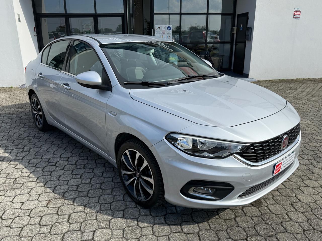 Fiat Tipo 1.6 Mjt 4 porte |CERCHI IN LEGA