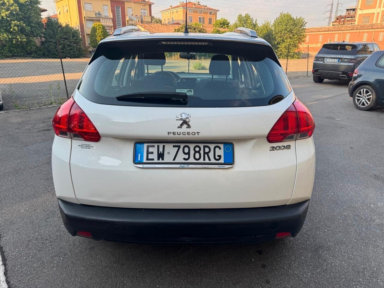Peugeot 2008 Anno 2014 1.2 Benzina 82 CV 37.000 KM