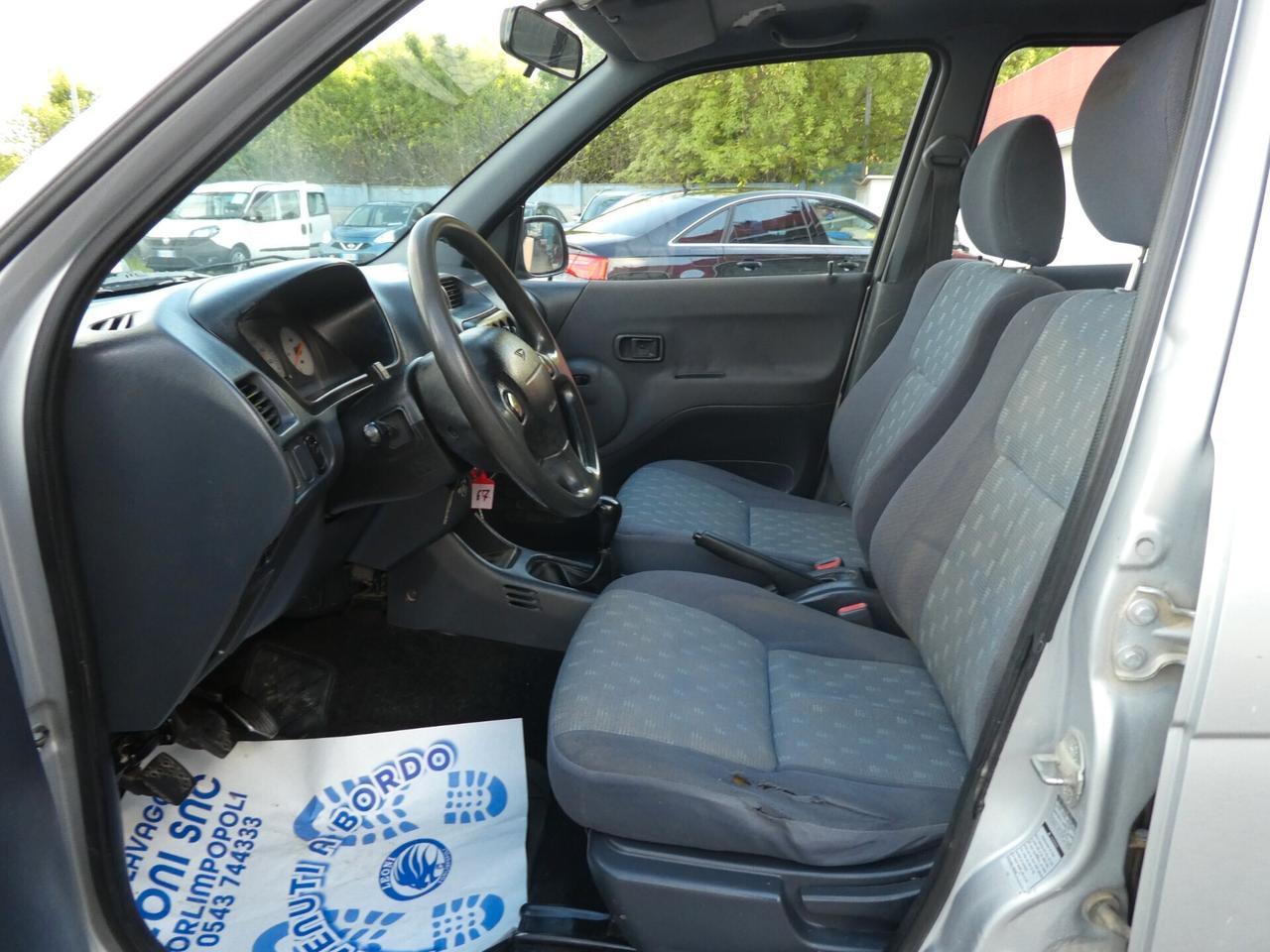 Daihatsu Terios 1.3i 16V cat 4WD SX OK NEOPATENTATI