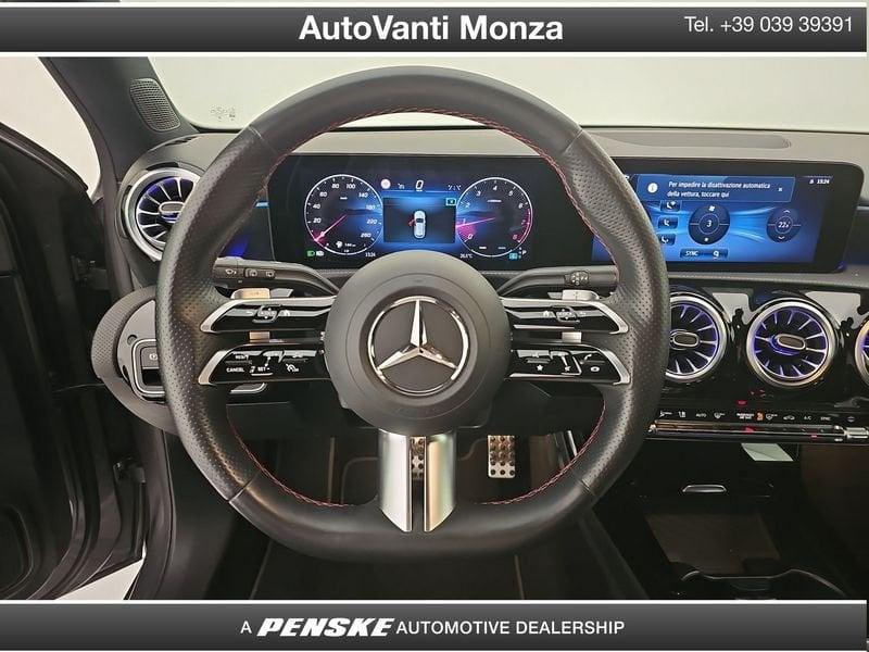 Mercedes-Benz Classe A A 180 AMG Line Premium auto