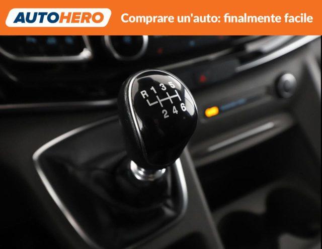 FORD Tourneo Custom 320 2.0 TDCi 130CV PC Titanium