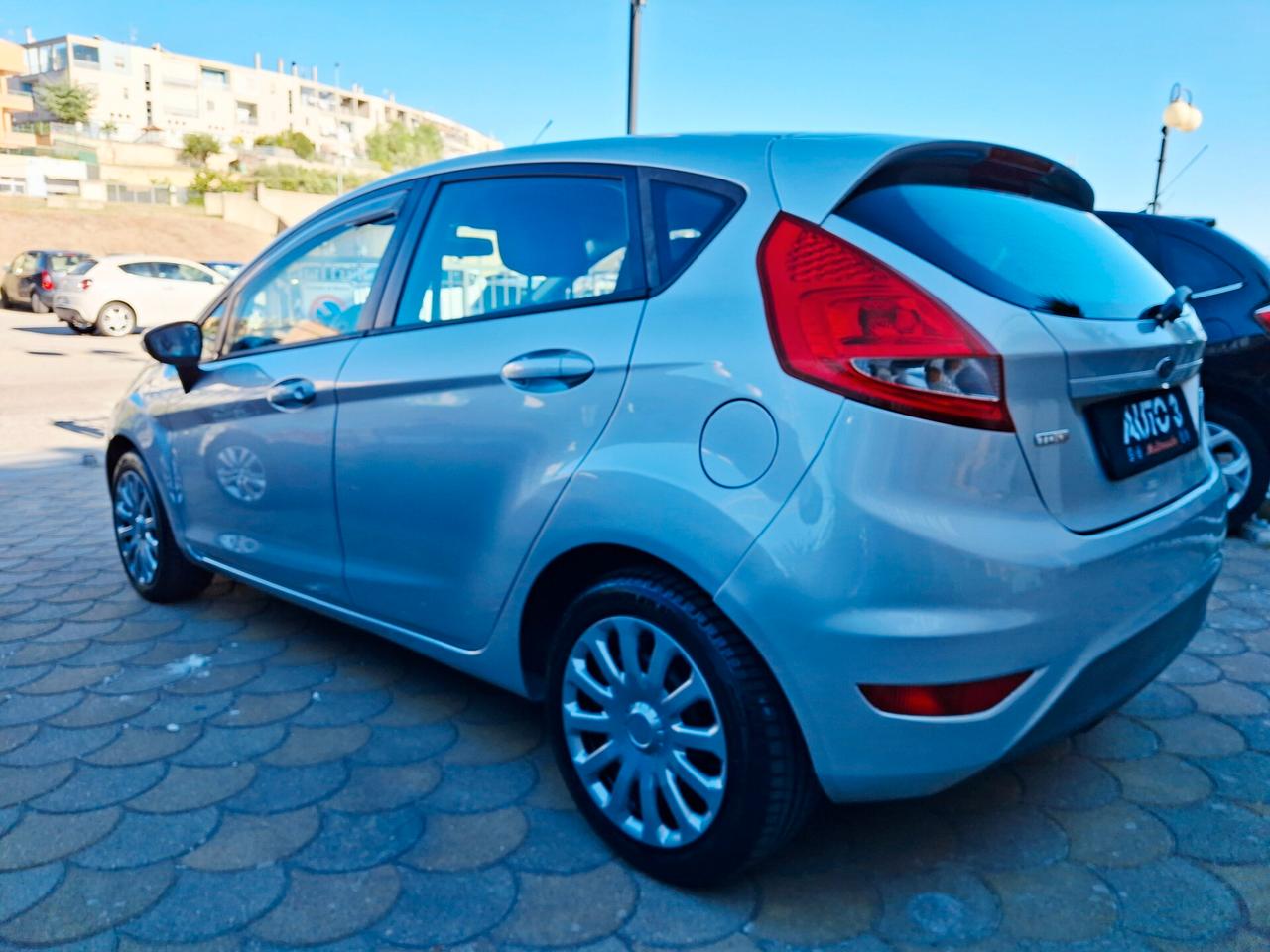 Ford Fiesta Fiesta+ 1.4 TDCi 68CV 5 porte