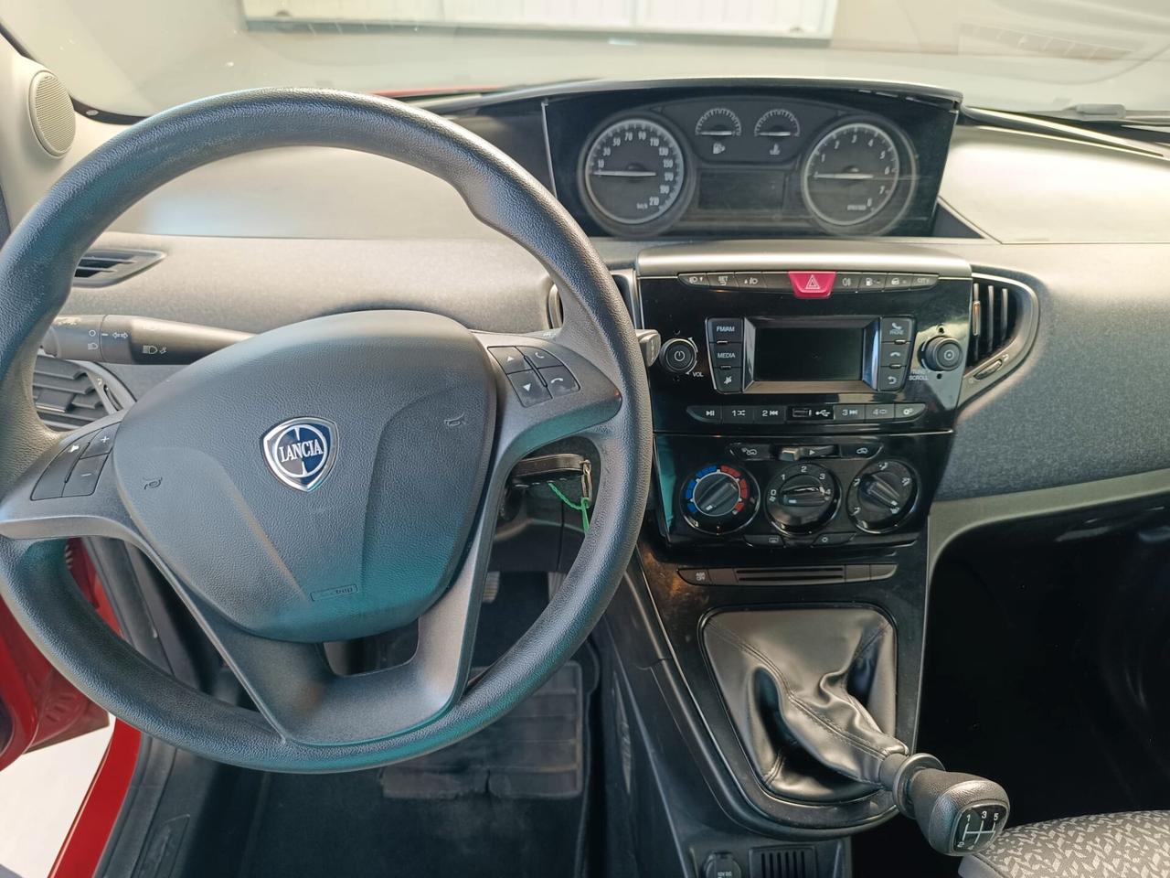 Lancia Ypsilon 1.2 69 CV 5 porte GPL Ecochic Gold