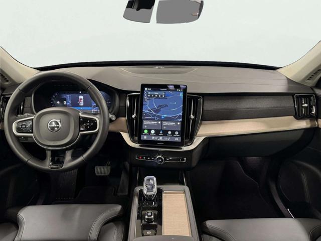 VOLVO XC90 T8 Plug-in hybrid AWD automatico 7 posti Plus Dark