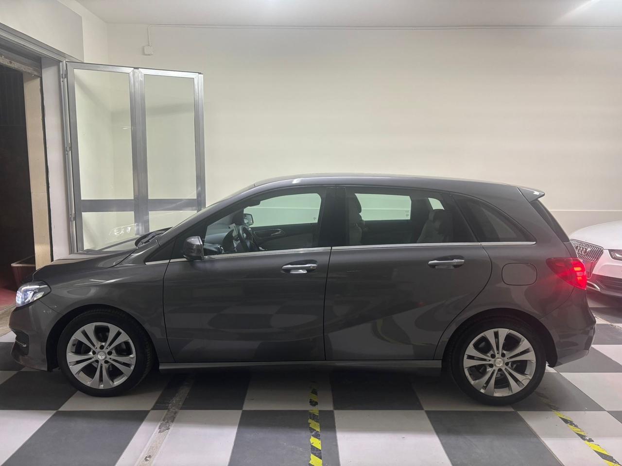 Mercedes-benz A 180 d Automatic Sport