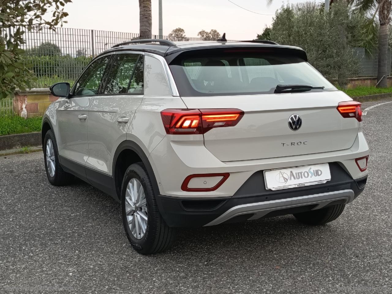 VOLKSWAGEN T-Roc 1.0 TSI Life BICOLORE