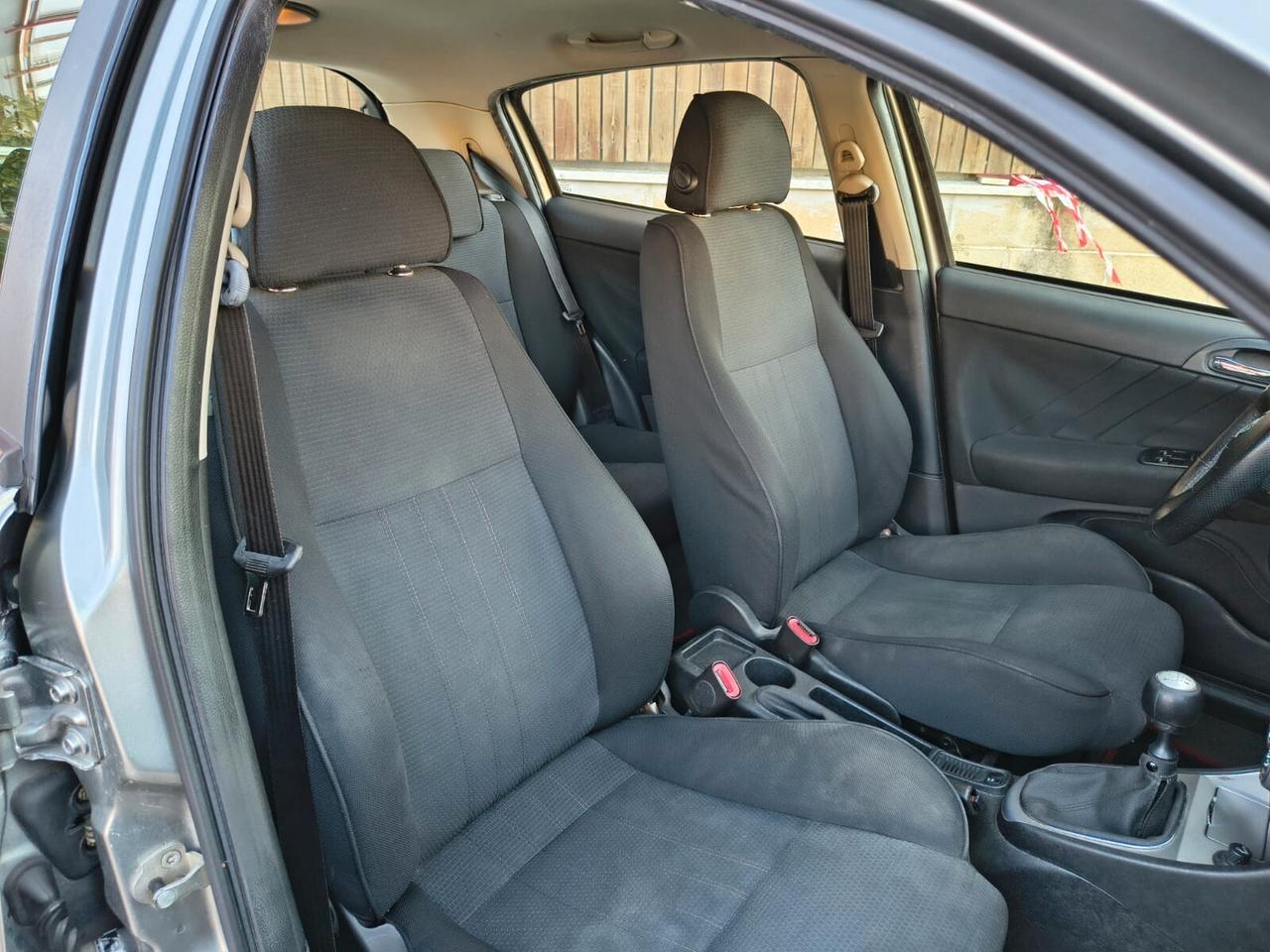 Alfa Romeo 147 1.9 JTD UNIPRO 150.000KM ORIGINALI