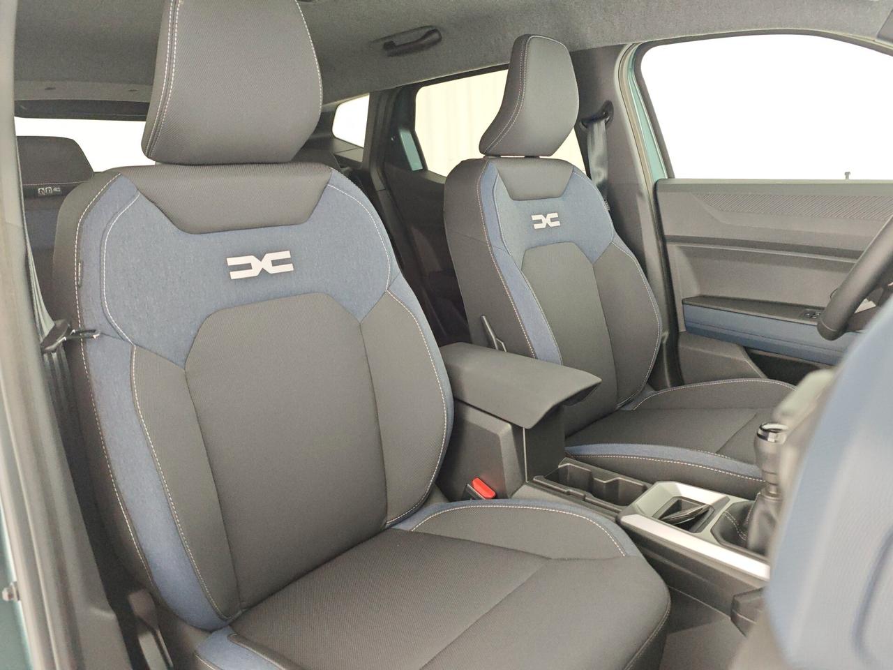 Dacia Duster ECO-G 100 CV Journey disponibile nei colori "VERDE -SANDSTONE -BIANCO"