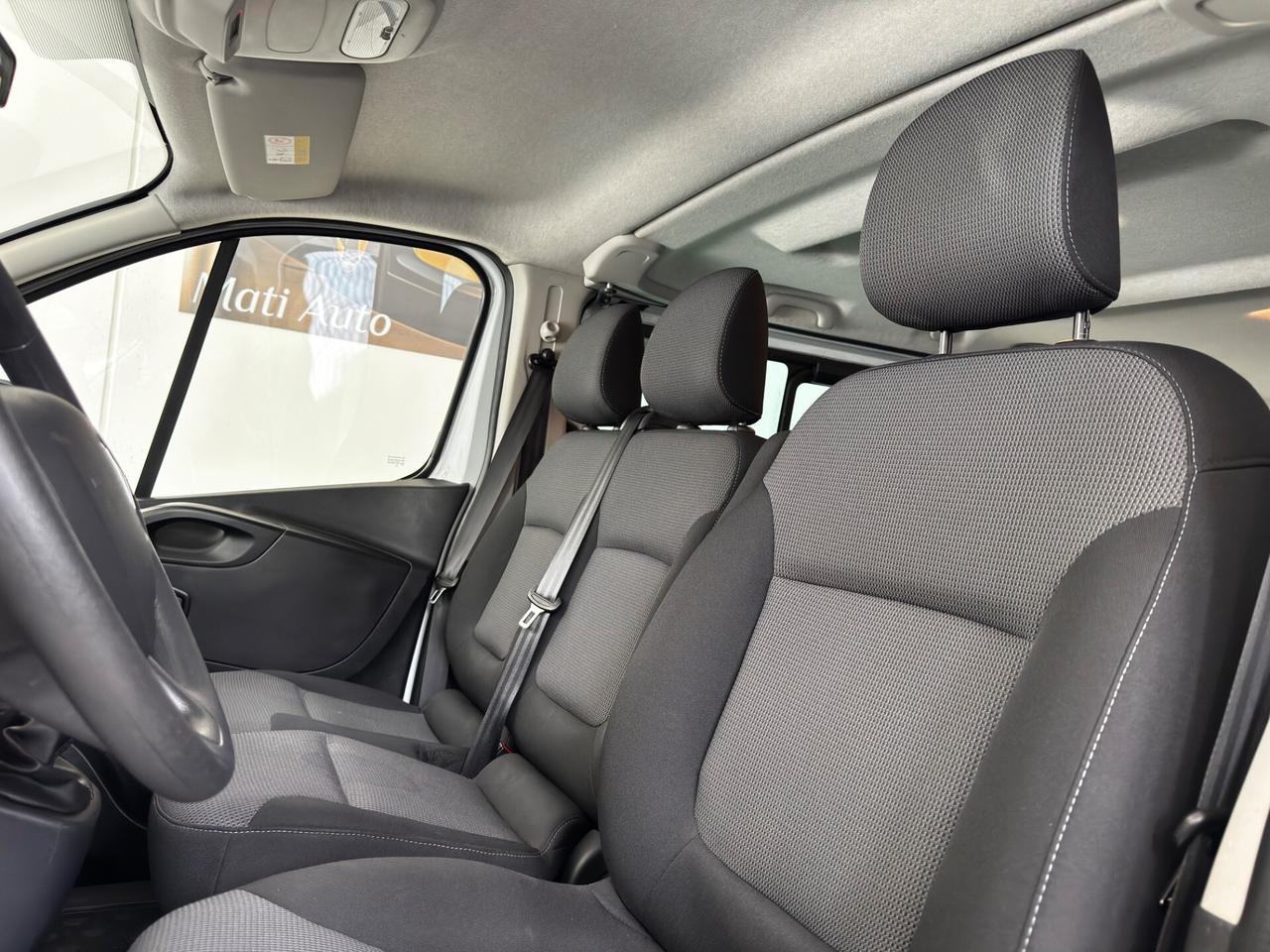 Renault Trafic T27 2.0 dCi 120CV PC-TN Zen N1