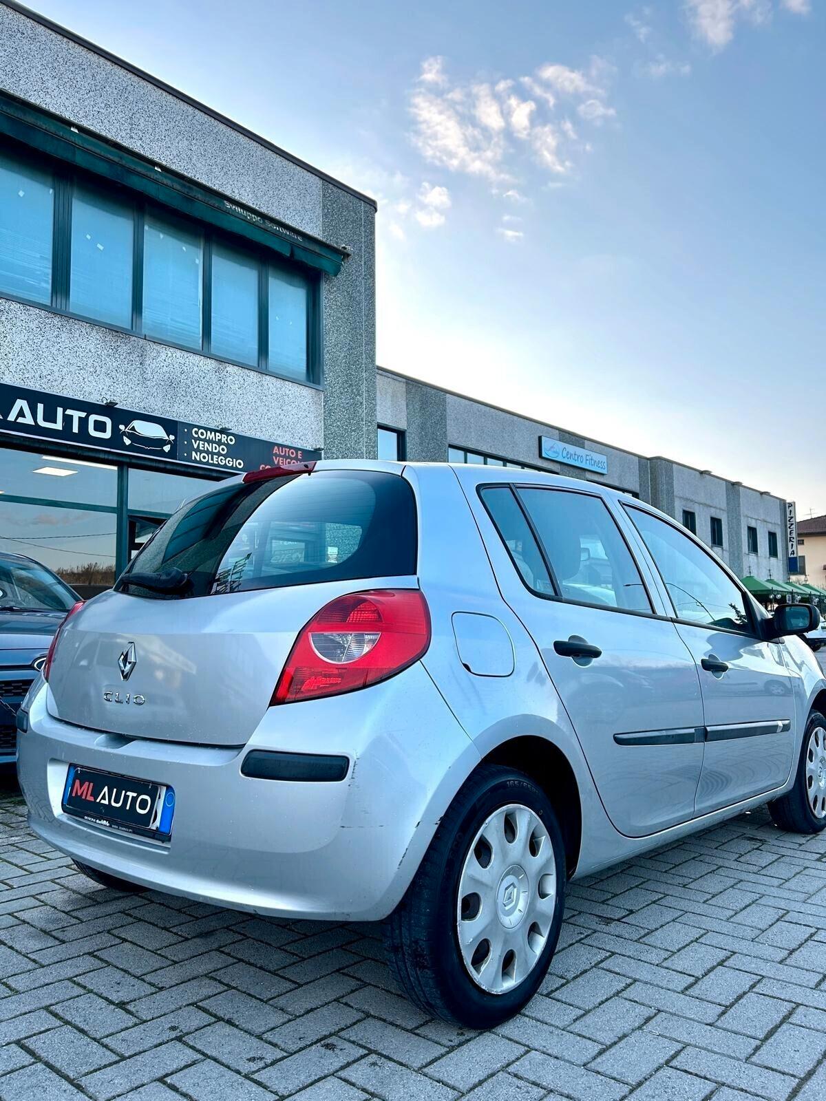 Renault Clio 1.2 16V 5 porte Dynamique - ok neopatentato