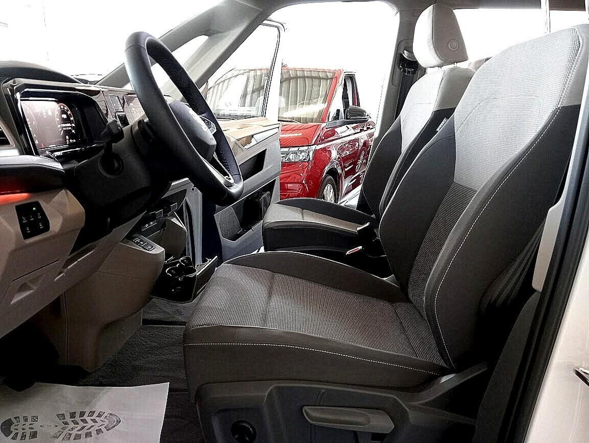 Volkswagen T7 Multivan TDI LIFE DSG MATRIX IQLIGHT 19" GANCIO VIS A VIS