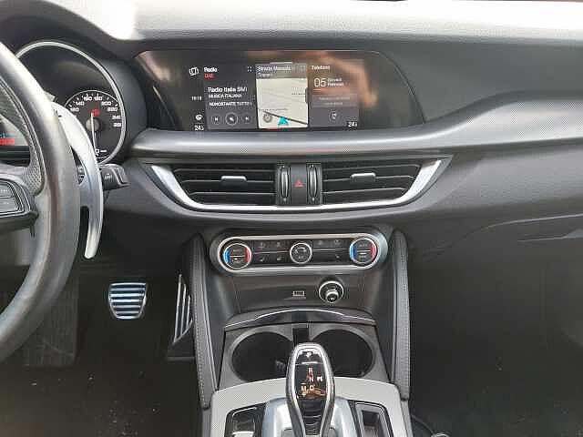 Alfa Romeo Stelvio 2.2 Turbodiesel 210 CV AT8 Q4 Veloce