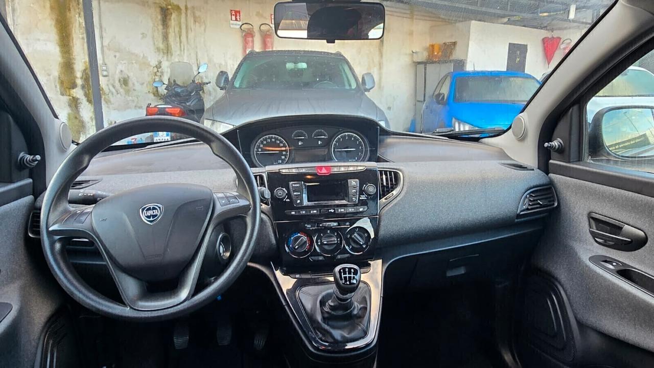 LANCIA YPSILON 1.0 70CV ANNO 2021