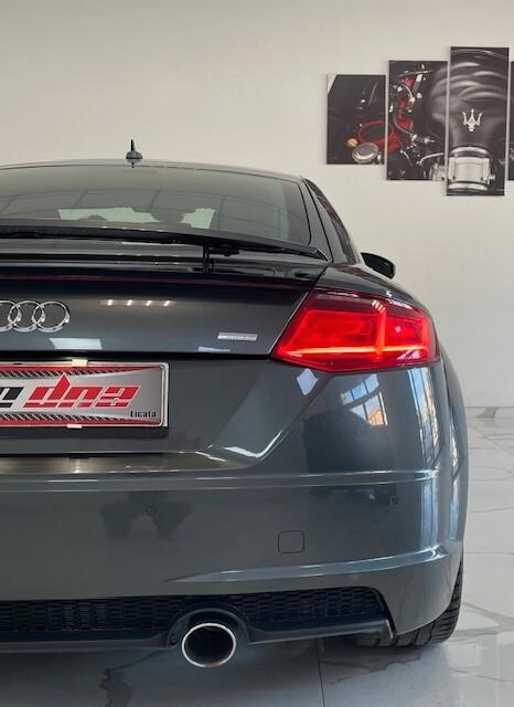 Audi TT Coupé 2.0 TDI ultra S line