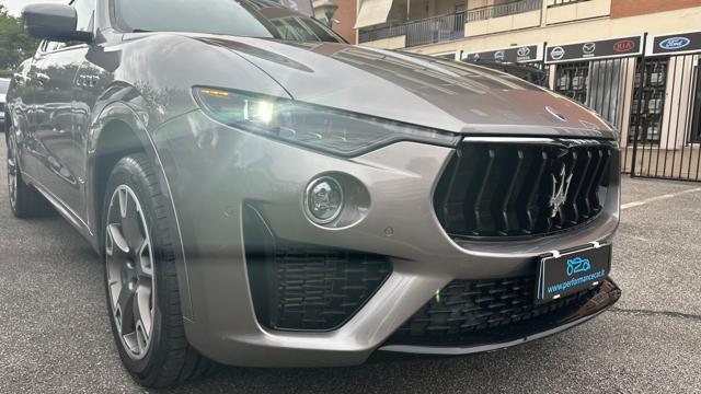 MASERATI Levante 3.0V6 350CV GRANSPORT Q4 AUTO*MY21*C.L 20"*CARPLAY